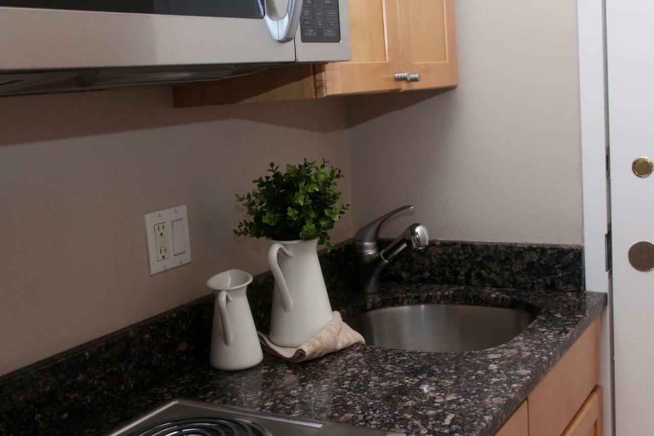 Stylish Downtown In The Southend, C.ave# 2 Appartement